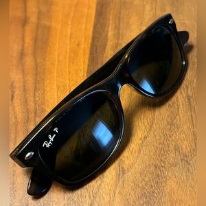 Ray-Ban New Wayfarer Classic, tortoise frame w/ polarized green lenses, UEC